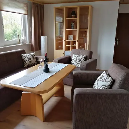 Flat In Polle Near The Forest Exterior foto